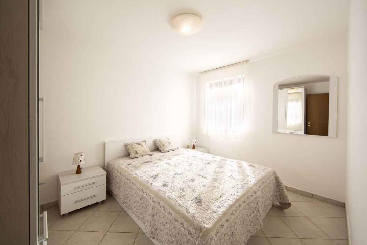 Apartment In Ravni/Istrien 8872 Luaran gambar